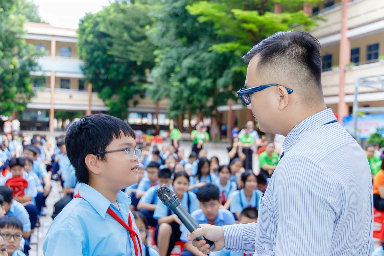 Từ sân trường Bình Thọ, lan tỏa kỹ năng số an toàn: VNPT đồng hành cùng phường Thủ Đức